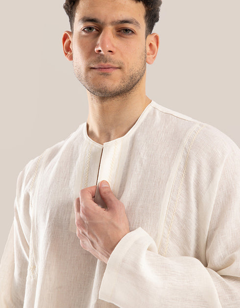 Long line jellabiya with round neckline with slits